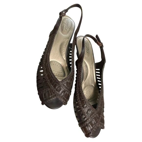 Dexter Women's Size 10 Wedge Heel Sandals 2" Brown Leather Heels - Picture 1 of 10